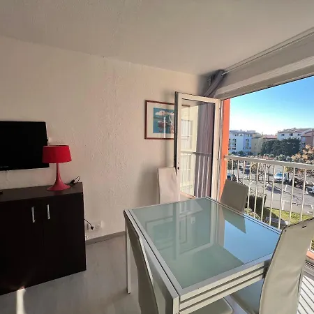 Studio Au Cap D'agde Jules Verne *